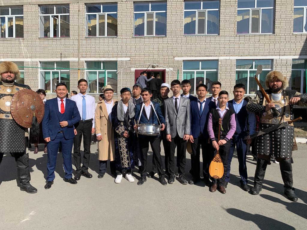 «Тарих пен әдебиет – мәдениеттің тірегі» атты қазақ тілі мен әдебиеті мен тарих пәндерінің әдістемелік бірлестігі апталығы.