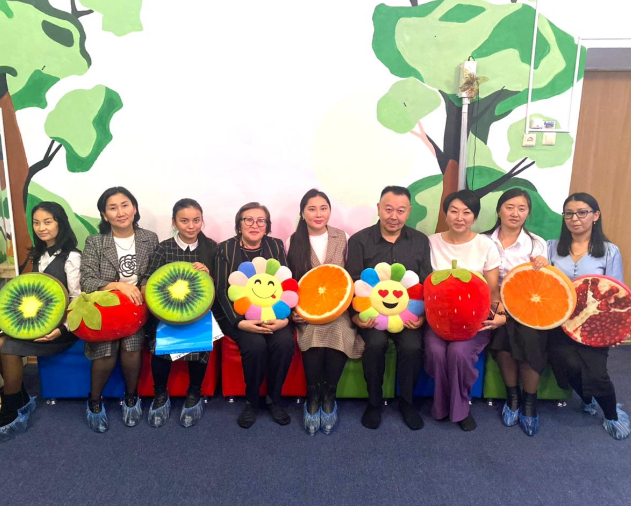 Ұжымға жаңадан келген әріптестердің бейімделу үрдісіне талдау жасау, әдістемелік, психологиялық көмек көрсету мақсатында «Ұстаз ұлық емес, ұлы тұлға» атты сыр-сұхбат өтті.