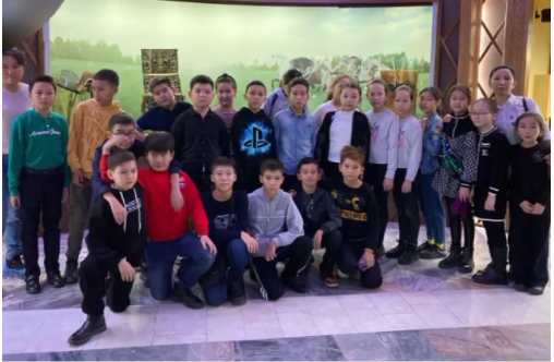 5 "А" сыныбы Абайдың республикалық әдеби-мемориалдық музейіне барып қайтты.