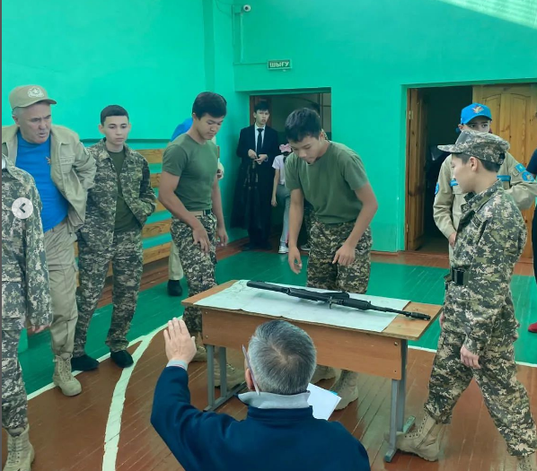 Республика күніне орай "Мен патриот" атты әскери-спорттық, патриоттық жарыс өтті