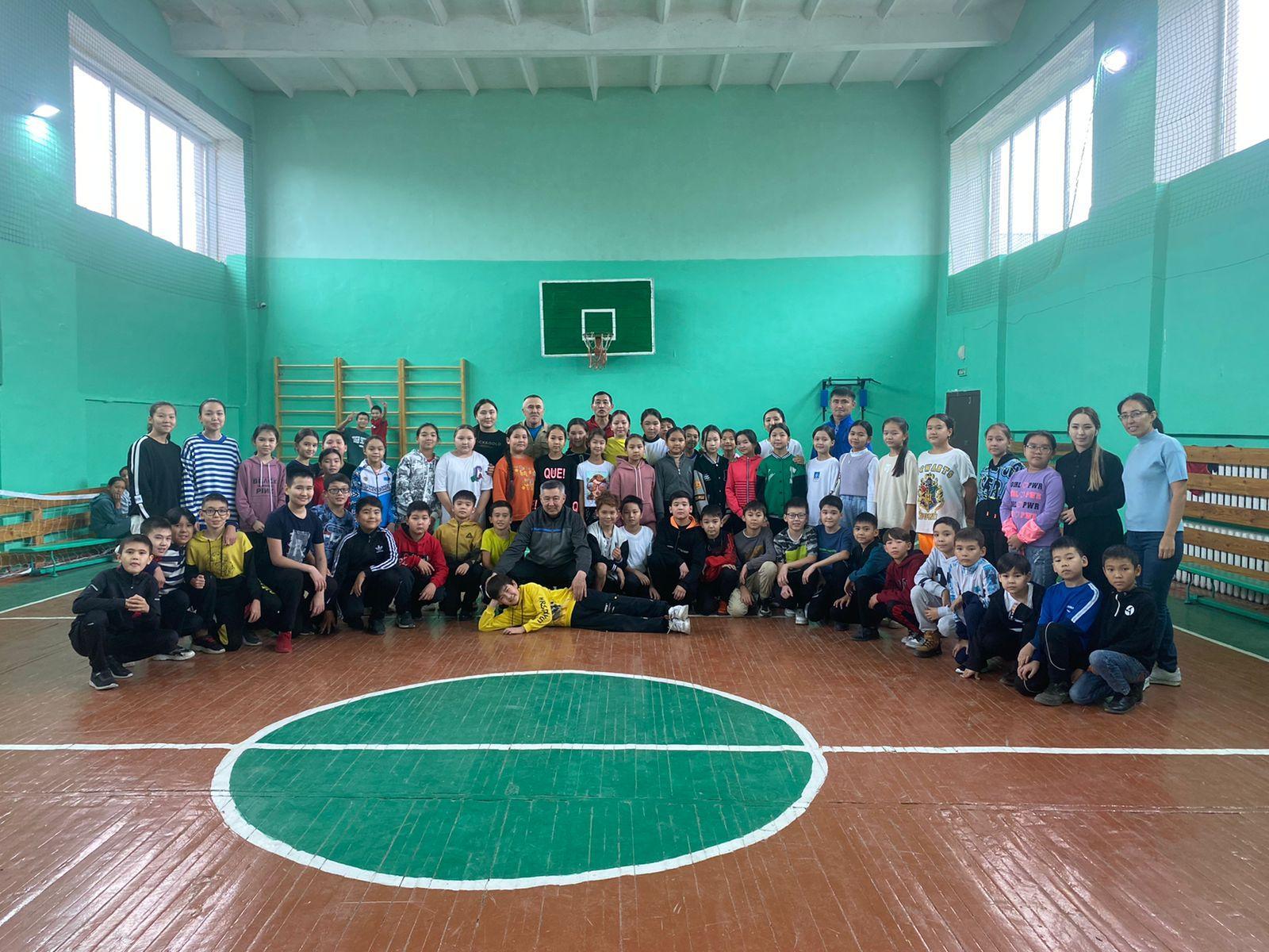 2022 жылдың 31 қазан күні мектебімізде 5-6 сынып оқушылары арасында эстафеталық ойындар өткізілді.