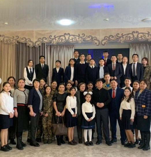 Қазақстан Жазушылар Одағы Абай облысы филиалының төрағасы, Мемлекеттік «Дарын» жастар сыйлығының иегері, ақын Мерей Қартпен кездесу өтті.