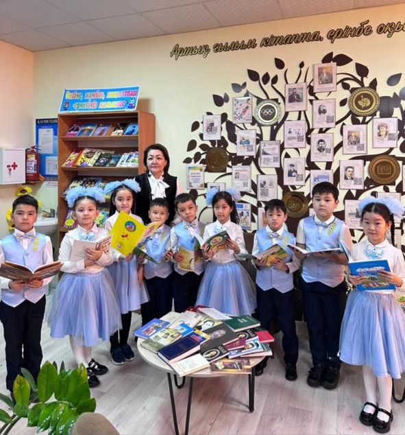 «Кітап оқимыз» челенджі