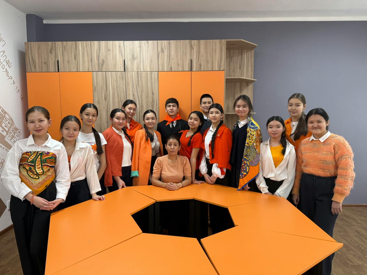 "Зорлық-зомбылыққа қарсымын"