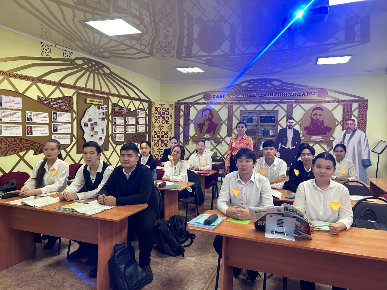 «Діни экстремизм белгілері, себептері және алдын алу жолдары» тақырыбында психологиялық тренинг өткізілді