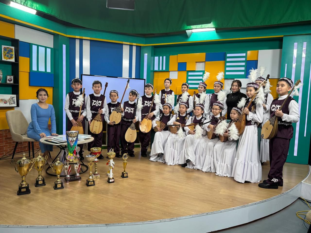 II Республикалық “Ғасырлар үні” байқауының жеңімпаздары