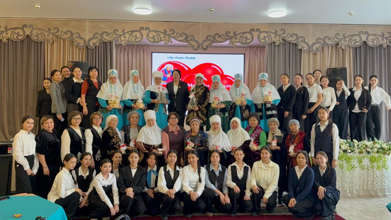 "Ақжаулық" әжелер клубының ашылу салтанаты