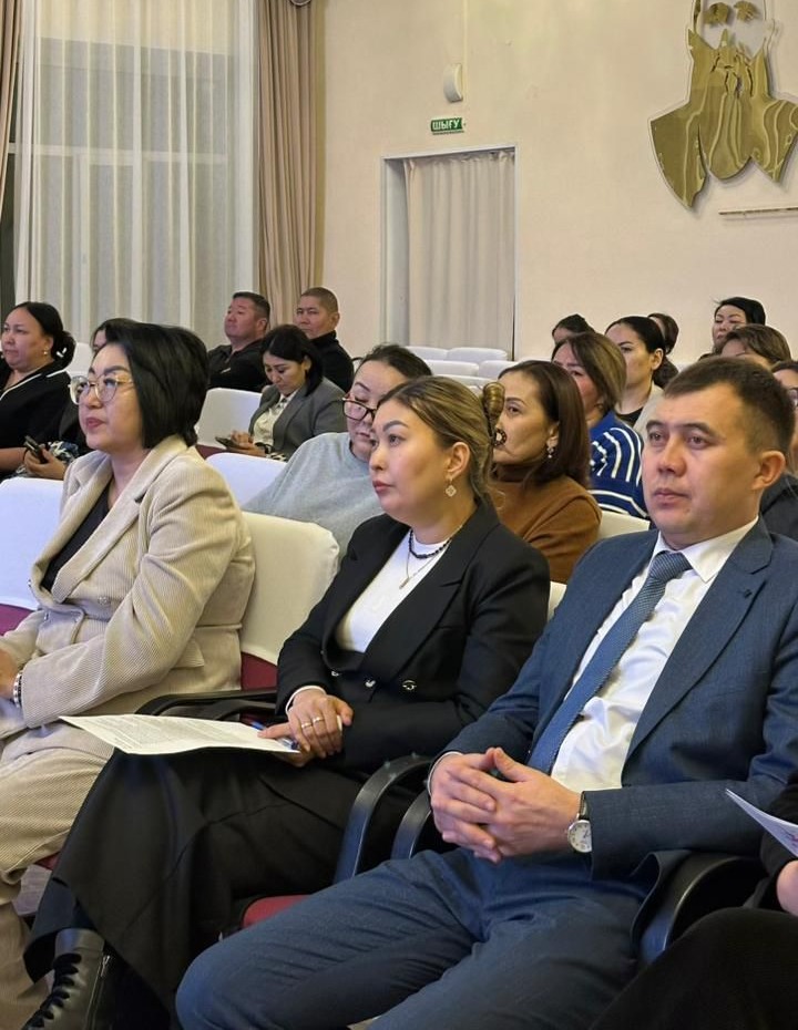 11-сынып ата-аналарына арналған жиналыс