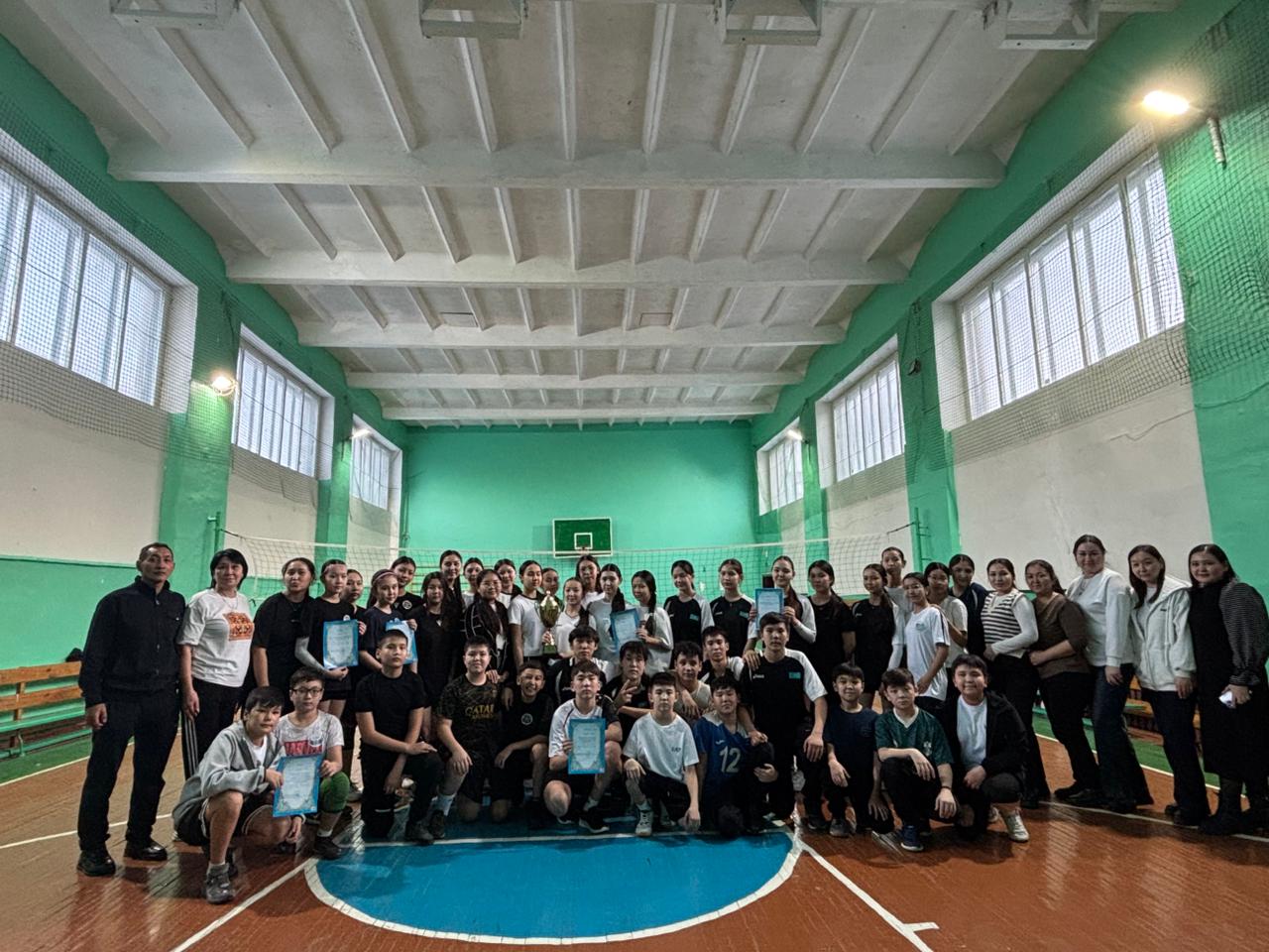 7-8 сыныптар арасында волейбол жарысы өткізілді.