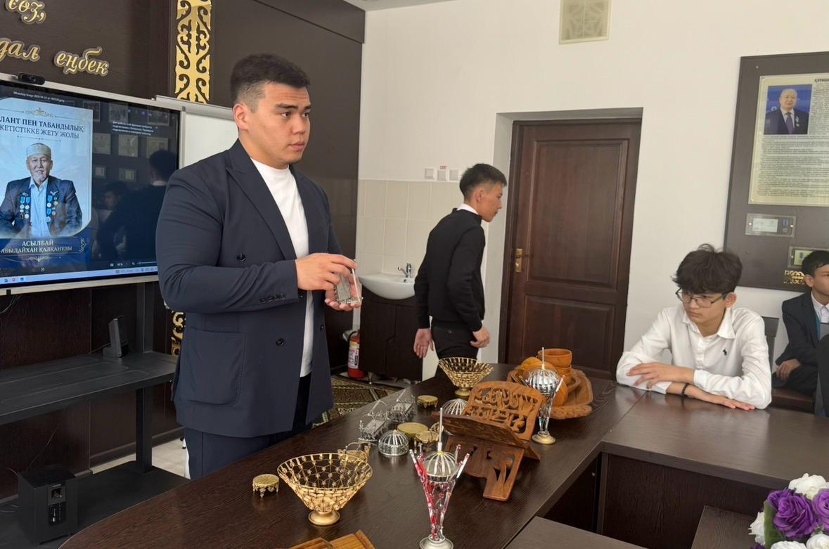 Өнер мен өмір тоғысқан тағылымды кездесу